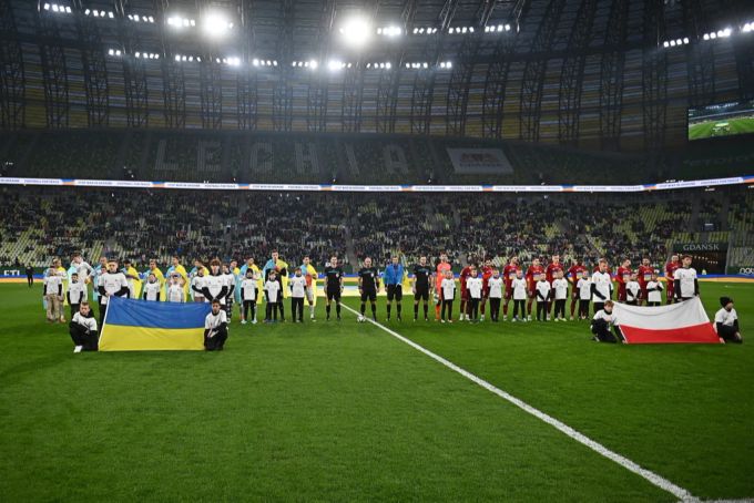 Schachtar Donezk spielt beim Benefiz-Match gegen Lech Danzig. Schachtar Donezk