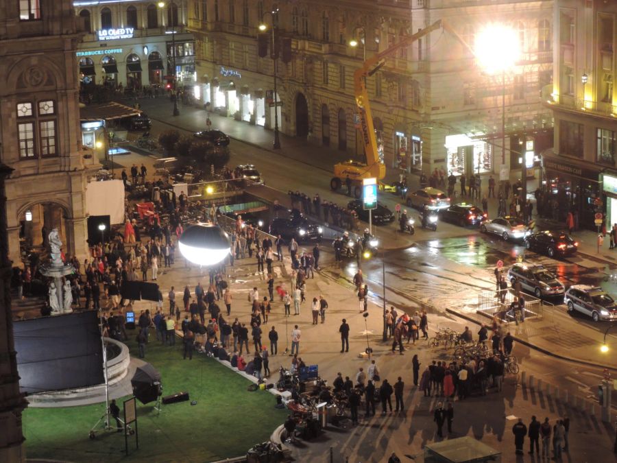 Wien Oper Menschen Nacht