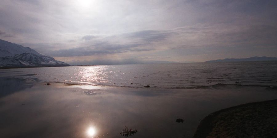 Das Wasser im Grossen Salzsee im US-Bundesstaat Utah ist wegen der Dürre auf den niedrigsten je gemessenen Stand gesunken. (Archivbild)