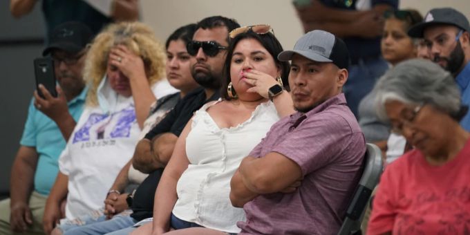 Familien der Angehörigen, die beim Massaker in Uvalde, Texas, umgekommen sind. uvalde