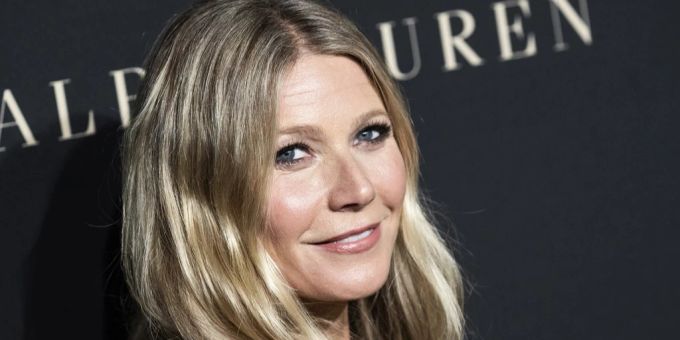 Die US-Schauspielerin und Unternehmerin Gwyneth Katherine Paltrow (49) verlor ihren Vater im Alter von 30 Jahren. gwyneth paltrow