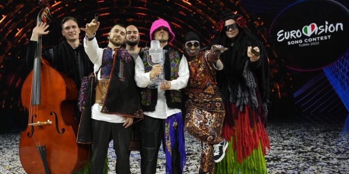 Für Kriegs-Drohnen - Ukrainische ESC-Sieger versteigern ihre Trophäe