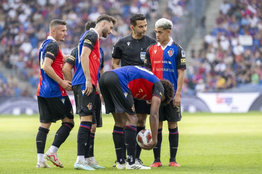 Trotz schwierigen Umständen steht die Mannschaft nun. Sportchef Vogel gibt sich darum optimistisch.