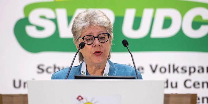 Angela Lüthold (SVP). (Archivaufnahme) Die Luzerner SVP unter der Leitung ihrer Präsidentin Angela Lüthold geht eine Listenverbindung mit Mass-Voll ein. (Archivaufnahme)