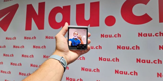 Trotz allem fühlt sich das Samsung Galaxy Z Flip 5 im Alltag sehr komplett an. Galaxy Z Flip 5