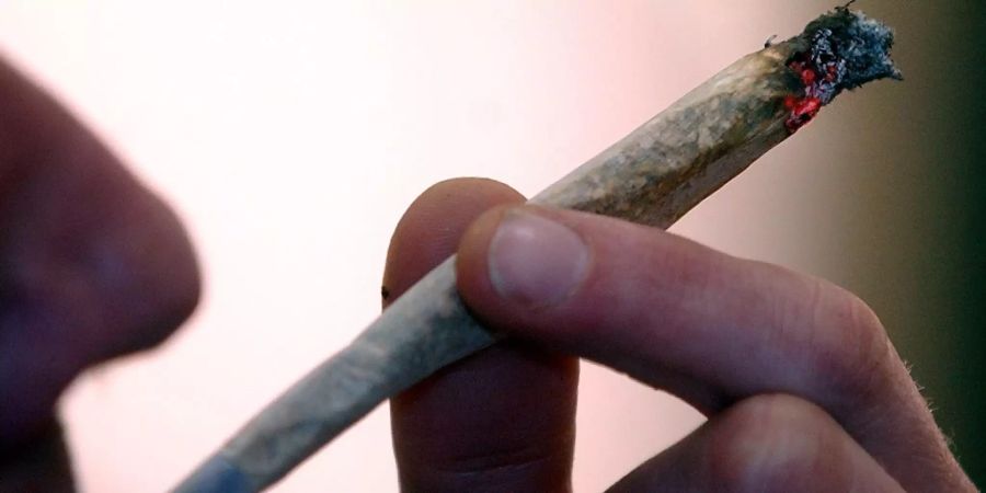 cannabis joint marihuana rothrist