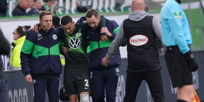 Der Wolfsburger William verletzte sich im Spiel gegen Düsseldorf. William