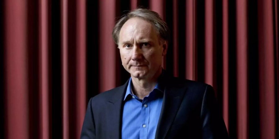 Dan Brown