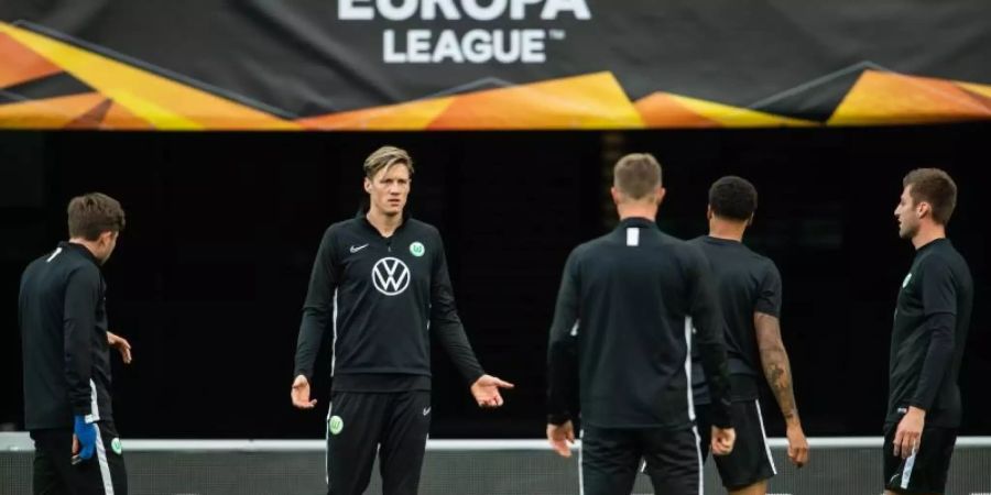 Für den VfL ist Malmö FF ein unbekannter Gegner: Training der Wolfsburger Spieler. Foto: Swen Pförtner/dpa