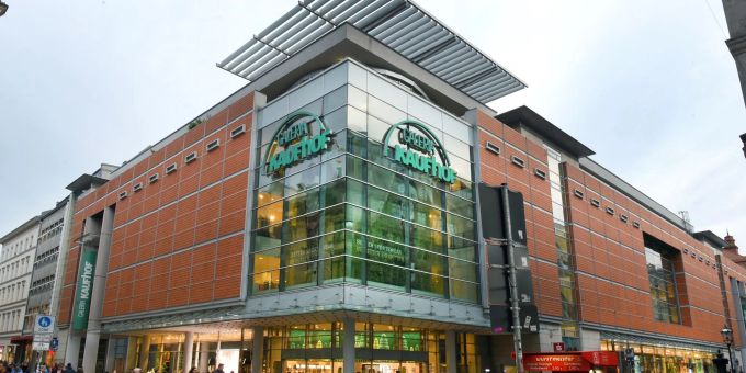 Das Kaufhaus Galeria Karstadt Kaufhof in der Leipziger Innenstadt. Das Kaufhaus Galeria Karstadt Kaufhof in der Leipziger Innenstadt.