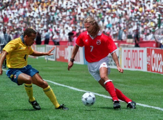 Alain Sutter an der WM 1994 gegen Kolumbien. Alain Sutter