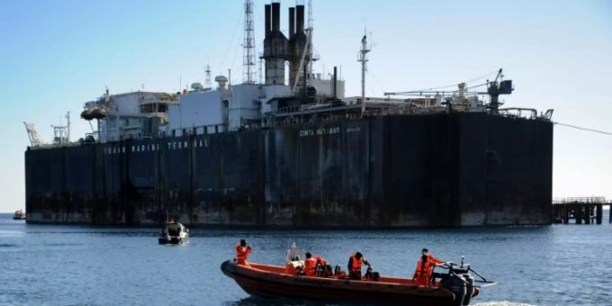 Die Suche nach dem vermisstem U-Boot läuft. U-Boot Kriegsschiff