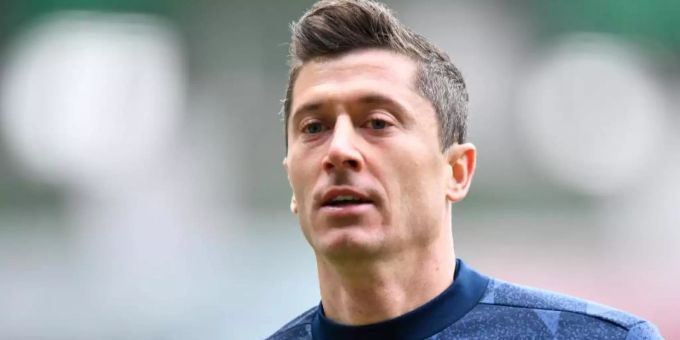 Robert Lewandowski steht vor dem 26. Spieltag bei 32 Toren in dieser Saison. Foto: Martin Meissner/AP-Pool/dpa Robert Lewandowski steht vor dem 26. Spieltag bei 32 Toren in dieser Saison. Foto: Martin Meissner/AP-Pool/dpa