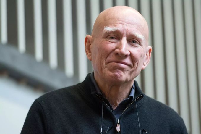 Der brasilianische Fotograf Sebastião Salgado. Sebastião Salgado