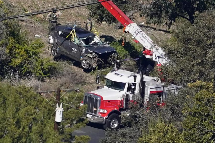 Das Auto von Golf-Star Tiger Woods wurde bei dem Unfall völlig zerstört.