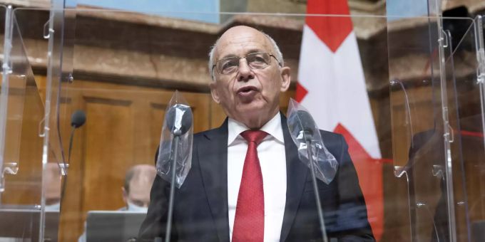 Bundesrat Ueli Maurer spricht während der Debatte um das Covid-19-Gesetz. Ueli Maurer globale Mindeststeuer