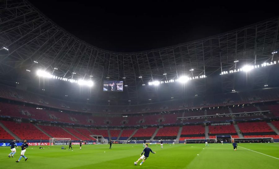 Aufgrund von Reisebeschränkungen muss Gladbach das «Heimspiel» im ungarischen Budapest austragen.