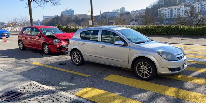 Verletzt wurde bei der Auffahrkollision niemand. Schaffhauser Polizei