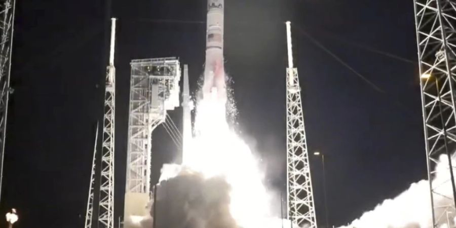 Mondmission