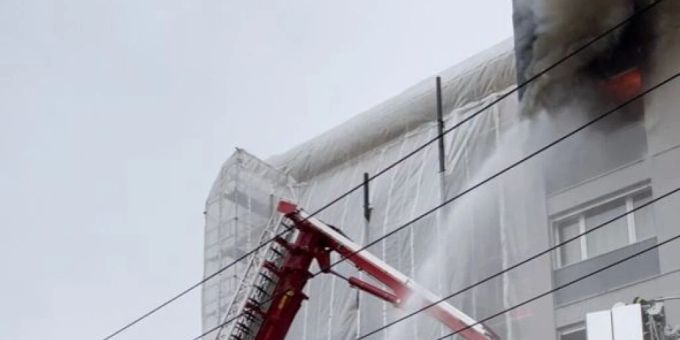 Brand - Person im Mietshaus in La Chaux-de-Fonds schwer verletzt