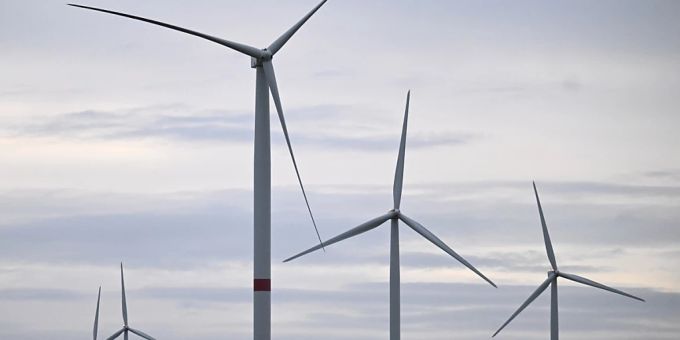 Einer Studie zufolge sind 69 Prozent der Weltbevölkerung nach eigenen Angaben bereit, jeden Monat ein Prozent ihres Haushaltseinkommens für Klimaschutz auszugeben. (Symbolbild) Einer Studie zufolge sind 69 Prozent der Weltbevölkerung nach eigenen Angaben bereit, jeden Monat ein Prozent ihres Haushaltseinkommens für Klimaschutz auszugeben. (Symbolbild)
