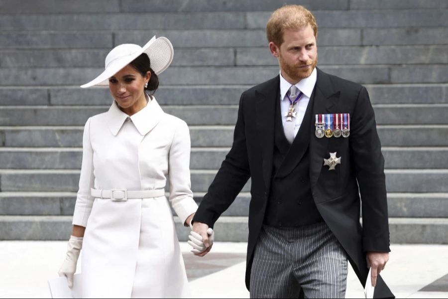 Harry und Meghan könnten im Mai wieder in England sein.