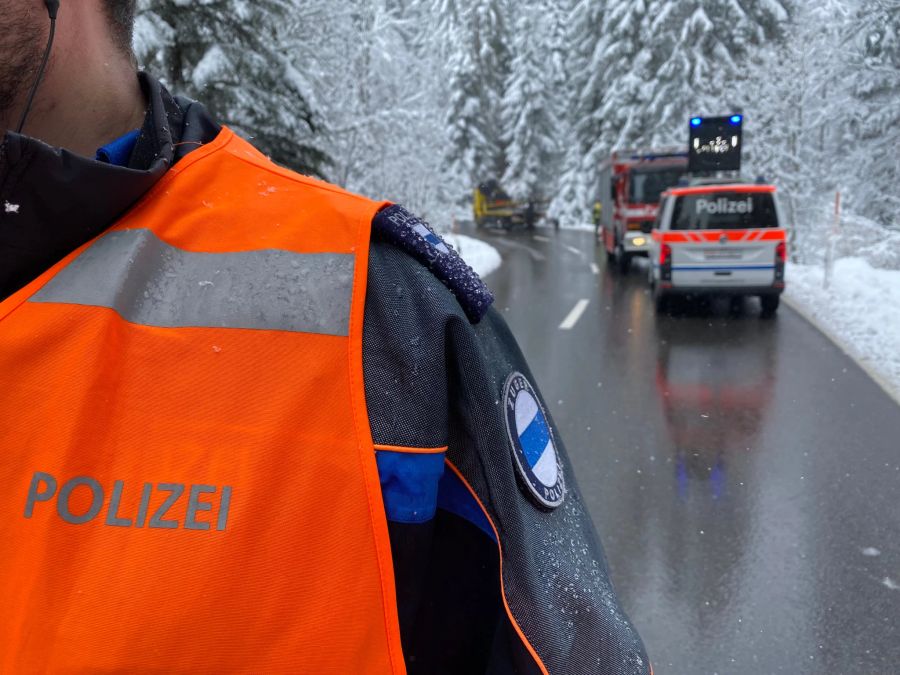 Das Auto musste geborgen werden.