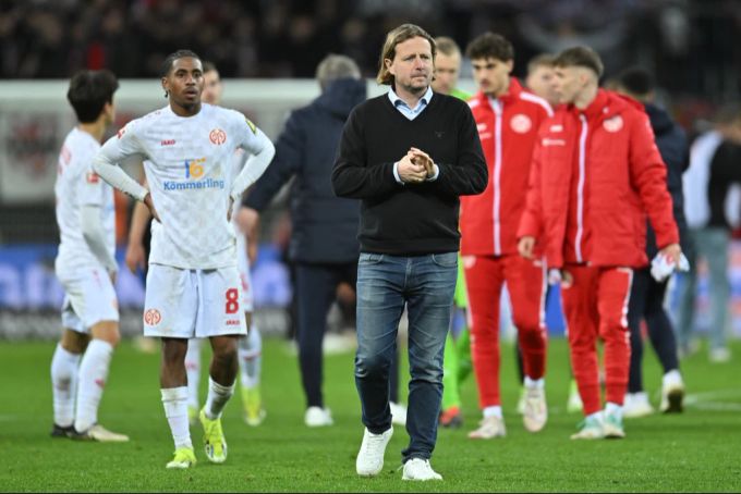 Bo Henriksen duelliert sich nun nicht mehr mit dem FC St.Gallen, sondern unter anderem (1:2) mit Bayer Leverkusen. FC St.Gallen