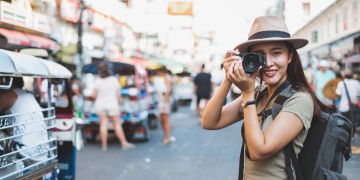 Frau mit Fotoapparat