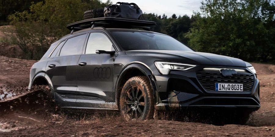 Audi Q8 e-tron Dakar