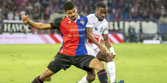 Mohamed Dräger (l.) vom FC Basel im Spiel gegen den FC Luzern. FC Basel
