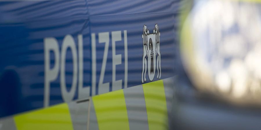 Brenzlige Situation für eine Polizeipatrouille in Basel-Stadt am Neujahrsmorgen. (Archivbild)