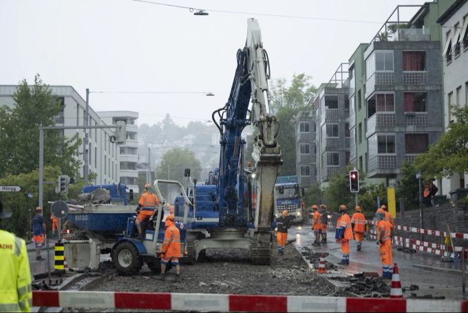 Abbruch der Tramschienen an der Hönggerstrasse in Zürich. (Archivbild) Tramschienen Baustelle Hönggerstrasse