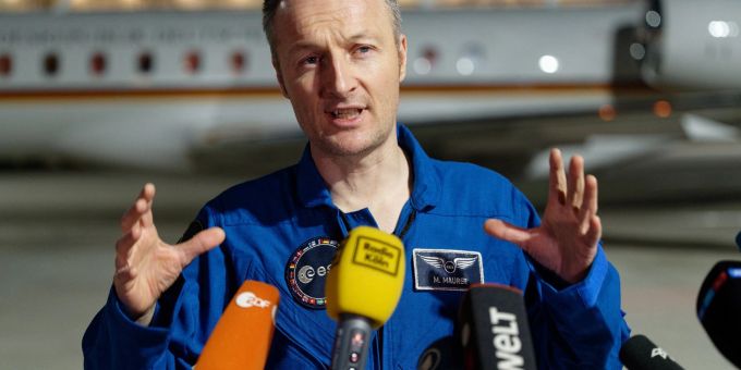 Der deutsche Astronaut Matthias Maurer hat ein halbes Jahr auf der ISS verbracht. Der deutsche Astronaut Matthias Maurer hat ein halbes Jahr auf der ISS verbracht.