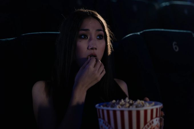 Etwa so sehe ich im Kino aus. Popcorn Kino