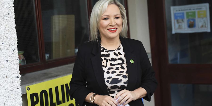 Könnte als Siegerin aus den nordirischen Parlamentswahlen hervorgehen: Michelle O'Neill, Spitzenkandidatin der Partei Sinn Fein. Foto: Peter Morrison/AP/dpa