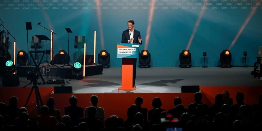 Hendrik Wüst bei einem Wahlkampfauftritt