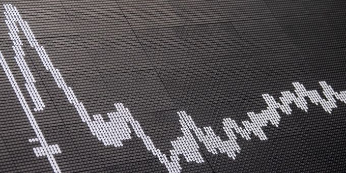 Die DAX-Kurve im Handelssaal der Deutschen Börse in Frankfurt. Die DAX-Kurve im Handelssaal der Deutschen Börse in Frankfurt.