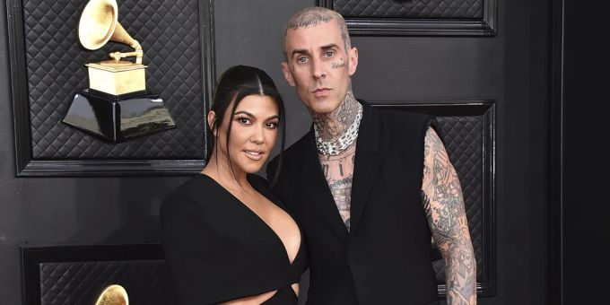 Kourtney Kardashian und Travis Barker bei den Grammy Awards am 3. April 2022 in Las Vegas kourtney kardashian