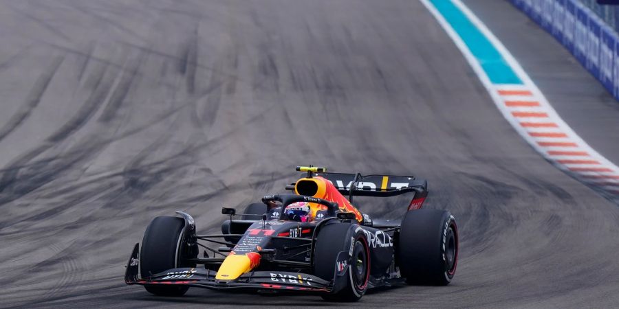 Sergio Perez auf der Rennstrecke in Miami.