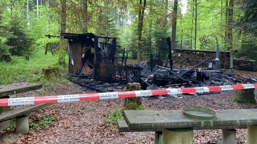 In Halten SO wurde im Mai ein Vereinslokal durch ein Feuer zerstört.