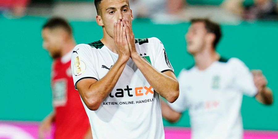 Spielt Gladbachs Laszlo Benes zukünftig für den HSV?