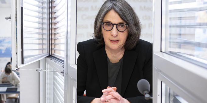 Im Hintergrund: Ein Schulzimmer der Wirtschaftsschule KV Zürich wird gelüftet, März 2021. Für das BAG, geleitet von Direktorin Anne Lévy (im Bild), soll das weiterhin die einzige Covid-Schutzmassnahme bleiben. Coronavirus Lüften Lévy BAG