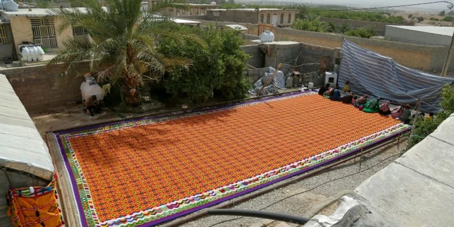 Der gigantische Kelim-Teppich in Kirokarsin