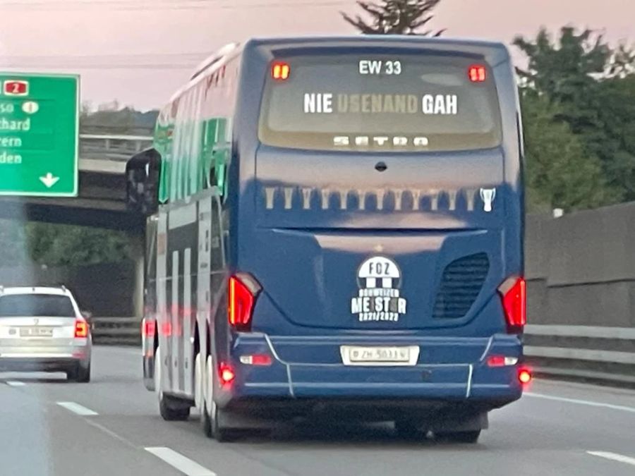 FCZ YB Bus