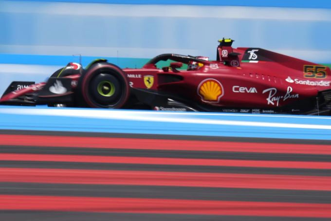 Der Spanier Carlos Sainz in seinem Ferrari während des Trainings beim Grossen Preis von Frankreich. Großer Preis von Frankreich