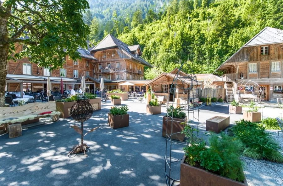 Das Hotel Kemmeriboden-Bad vor dem Unwetter.