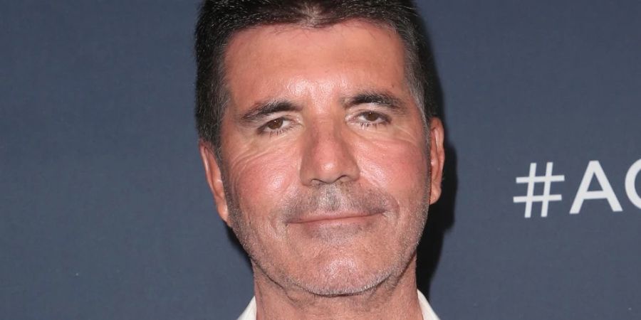 Simon Cowell hat sich mit dem Coronavirus infiziert.