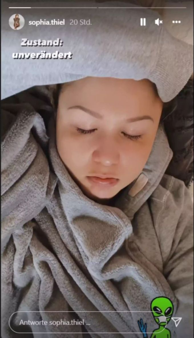 Sophia Thiel gibt in ihrer Instagram-Story ein Update über ihre Corona-Infektion. Coronavirus