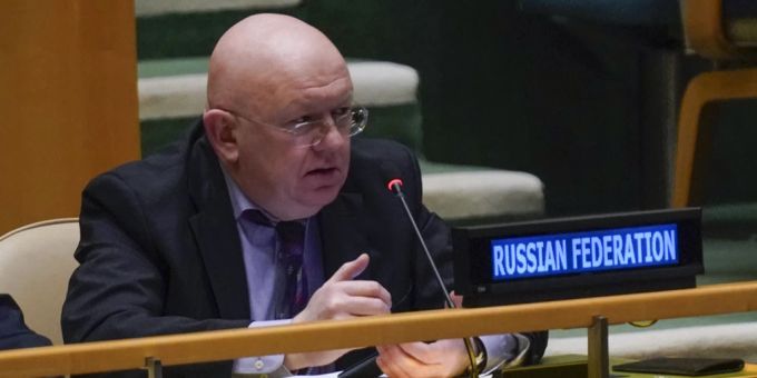 Der russische UN-Botschafter Wassili Nebensja bezeichnete die Gräueltaten von Butscha als «inszenierte Provokation». Russland Ukraine-Krieg